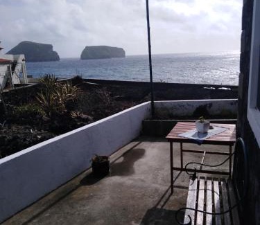 Angra do Heroismo House | Adega Ilhéu