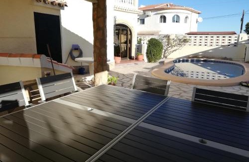 Els Poblets Villa | Adel Locdenia