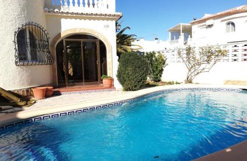 Els Poblets Villa | Adel Locdenia