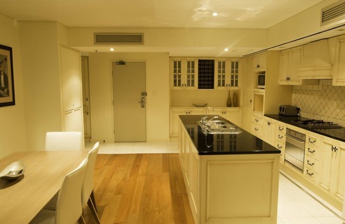 Adelaide Central Business District Apartment | Adelaide Penthouse, 96 North Terrace