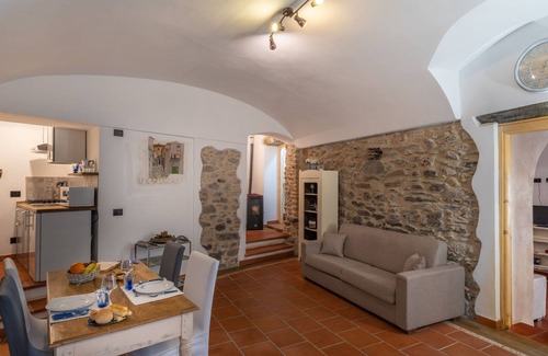 Conscente Apartment | Adelasia by Interhome