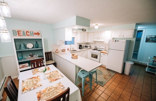 Sodus Point Cottage | Adjacent to beaches, 3 minute walk to downtown, Quiet Atmosphere, FREE WIFI