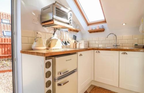 Woodbridge House | Admiral Cottage