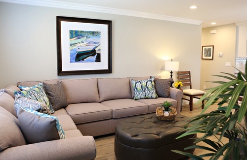 Fullerton House | Adorable 3 Bedroom 2 Bath Home