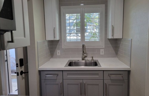 Tustin Apartment | Adorable, elegant, small unit, private entrance