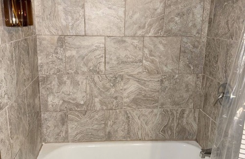 Fort Smith Apartment | Adorable garage apartment in charming Fort Smith