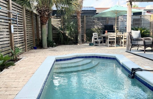 West Panama City Beach Cottage | Adorable Laguna Beach Cottage -West end PCB- 2 Bedroom & 2 Bath. Private POOL!