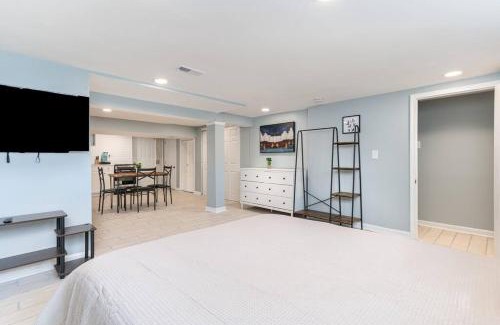 Dundalk Apartment | Adorable Studio unit in Dundalk!