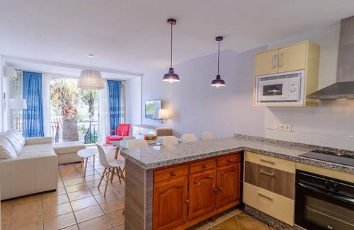 Velilla-Taramay Resort | Adosadas Lambda Deluxe Almuñécar by Ruralidays