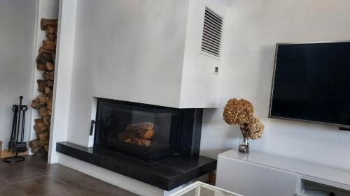 Ciruena Villa | Adosado en Cirueña con Chimenea y barbacoa