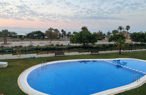 Playa de Almarda House | Adosado en Primera Linea de Playa con Vistas Frontales y Piscina