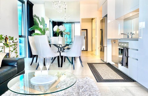 Scarborough Apartment | AdriaticBlu Luxe 2 bed apartment with stunning ocean views