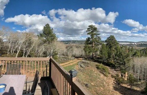 Casper Cabin | Adventure Dome - Wyoming Geodesic Cabin Escape