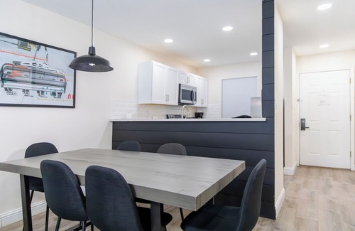 Steamboat Springs Hotel | Adventure Vacation! Spacious Unit, Near Steamboat Ski Resort, Hot tub, Ski Equipment Rental, Free Parking, Skiing