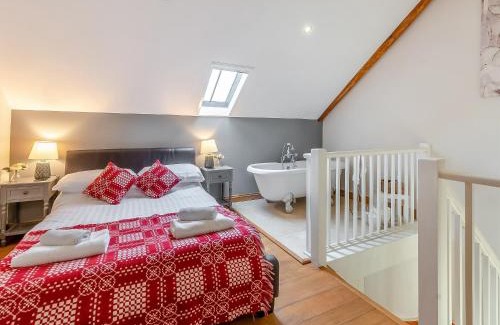 Llangadog House | Adventurers Abode - Uk48387
