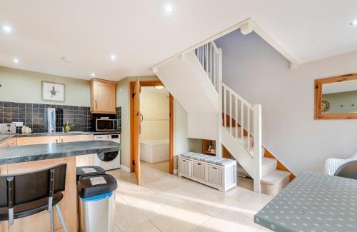 Llangadog House | Adventurers Abode - Uk48387