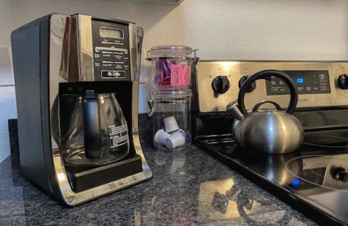 Sunridge Estates Apartment | Adventurous BHC 2bd/2ba Getaway