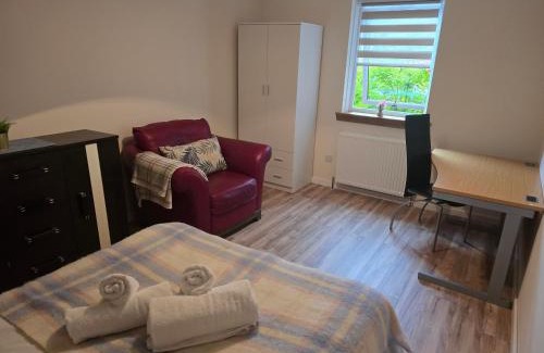 Pittencrieff Apartment | Aelin house