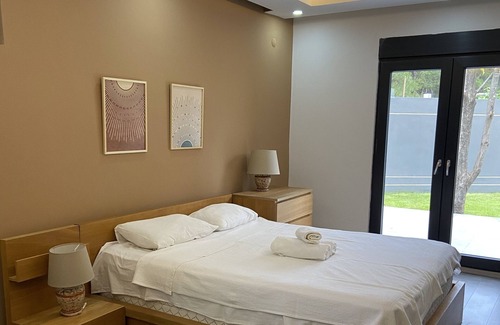 Kepez Villa | Aesthetic villa in forest and center w/ private pool and garden