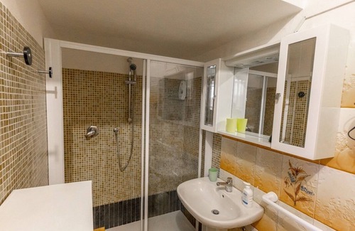 Bareggio Apartment | Affittibreviferrera Two-room apartment Ilenia 12 km from Rho Fiera 8 km from San Siro
