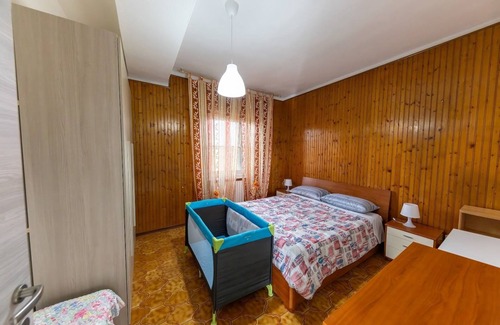 Bareggio Apartment | Affittibreviferrera Two-room apartment Ilenia 12 km from Rho Fiera 8 km from San Siro