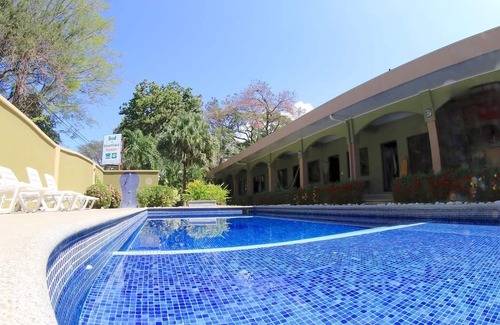 Potrero Cabin | Affordable Comfort in a 2-bed Hotel Room in Potrero With Pool - TV and AC