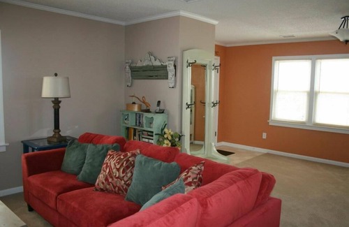 Kill Devil Hills House | Affordable Family Vaca 380 steps to the Beach