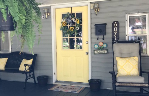 Fackler House | Affordable Lakefront Home. Nearby Guntersville Welcome Snowbirds Reduced Rates