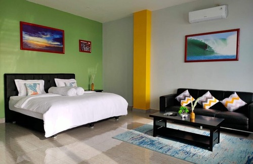 Nias Resort | Affordable luxury Deluxe oceanfront suite