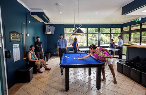 Smithfield Apartment | Affordable tropical stay with all meals - 1 bedroom unit