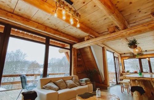 Surdesti Ski Chalet | Aframehouse