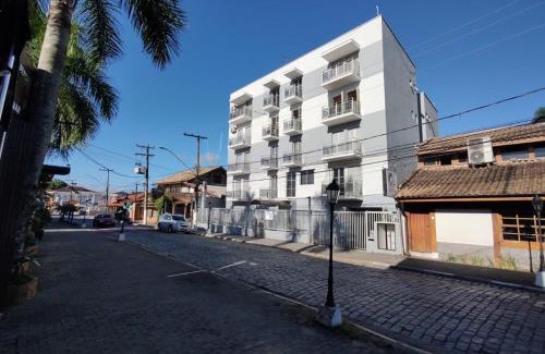 Barra da Lagoa Apartment | Agito e Sossego na Rua mais Charmosa de Ubatuba pelo GOOGLE