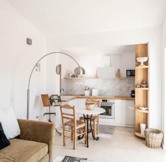 Limni Vouliagmenis Apartment | Agrambeli Apartments at Heraion Lagoon -By Bellavista Greece-