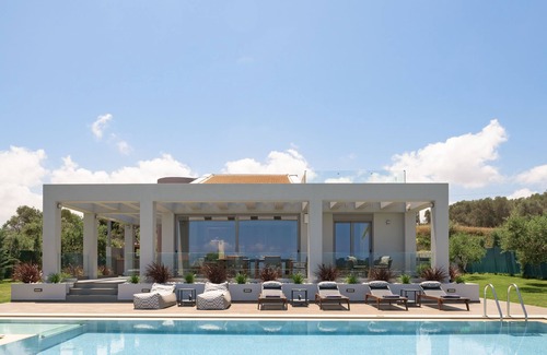 Houdetsi Villa | Agrielia Villa II, Graced by Heated Spa Whirlpool