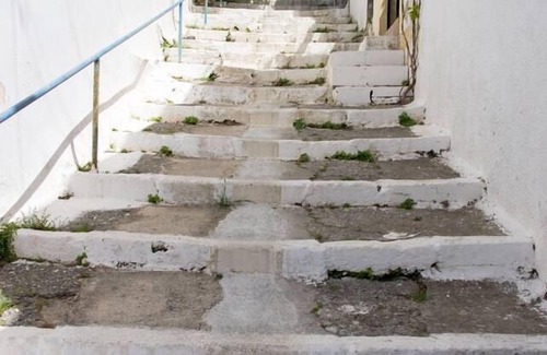 Mirsini Apartment | Agrilos Οlive Τree Αpartment - Sleeps 2