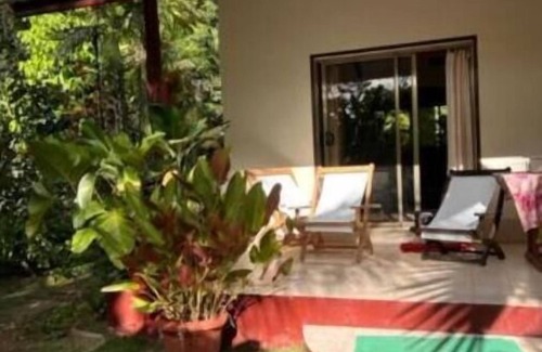 Zig Zag Ward Cottage | AgriTourism Villa within the tranquil jungle of Mahe, 5mins from the beach.