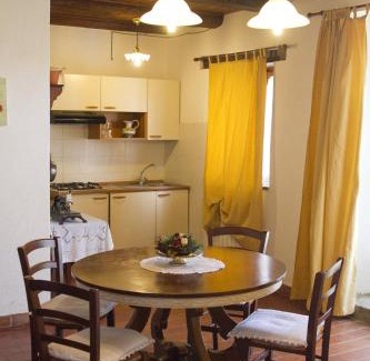 Castelnuovo di Val di Cecina House | Agriturismo Santa Caterina