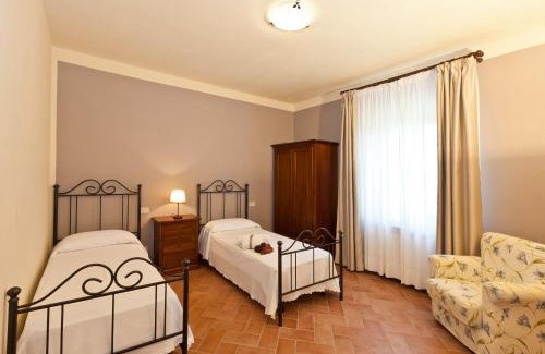 Castellina in Chianti House | Agriturismo Casale Dello Sparviero