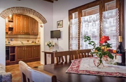 Lajatico Apartment | AGRITURISMO CASANUOVA - Volterra apartment