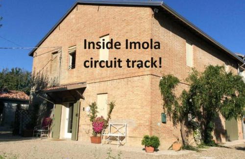 Imola House | Agriturismo "La Fondazza"