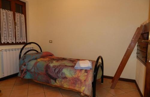 Camporgiano House | Agriturismo Polla