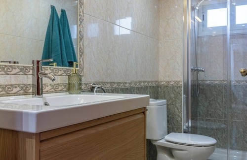 Distrito Oeste Apartment | AH El Rincón de la Calzada. VUT-5778-AS