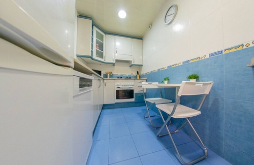 Sant Joan Despi Condo | Ahllenrock – Modern apartment in Cornellà, close to the metro and airport