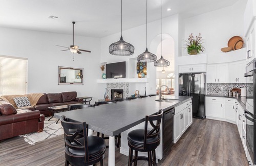 Mountain Park Ranch House | Ahwatukee Veteran owned 4bed 2bath Dog Friendly home with heated pool and spa