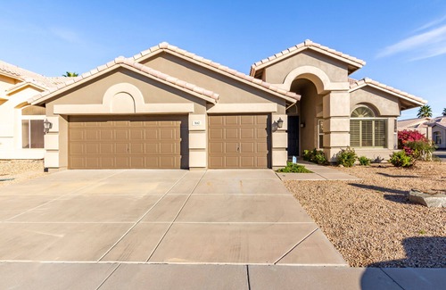 Mountain Park Ranch House | Ahwatukee Veteran owned 4bed 2bath Dog Friendly home with heated pool and spa