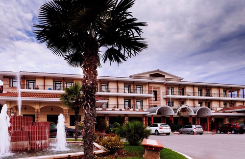 Veroia Hotel | AIGES MELATHRON