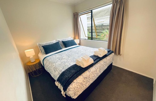 Mount Maunganui House | Aintree On The Park