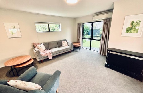 Mount Maunganui House | Aintree On The Park