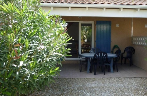 Portiragnes-Plage House | Air-conditioned villa with wifi pool in residence 300 m from the beach