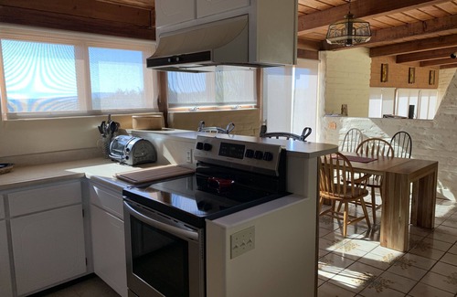 Tyrone House | Air Conditioned Adobe Home, livable summers at 6000', very private